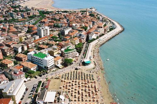 Marco Polo Hotel 3*